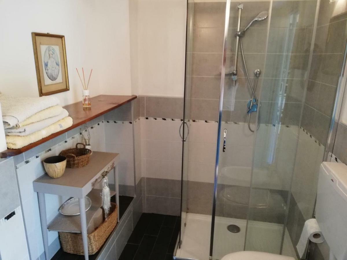 Bed And Breakfast Aurora Sarzana Bagian luar foto